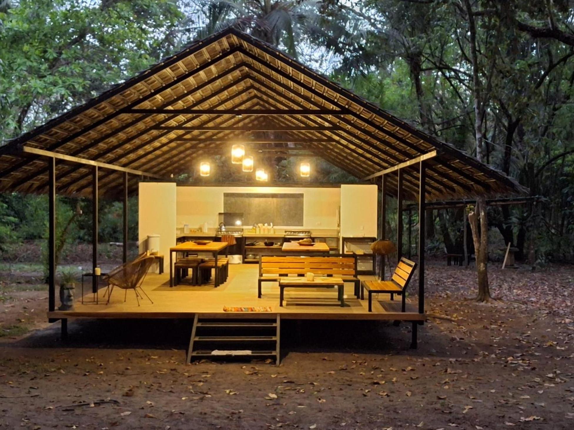Lodge Four Monkeys Eco *